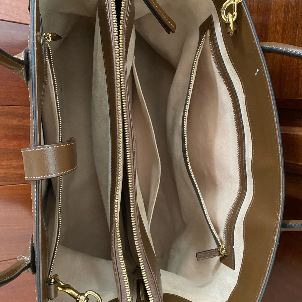 Gucci GG Supreme Canvas and Brown Leather Shoulder Bag with Signature Stripe - Picture 3 of 6